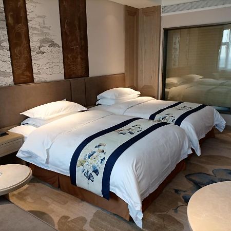 Baoying Jinling Hotel Екстер'єр фото