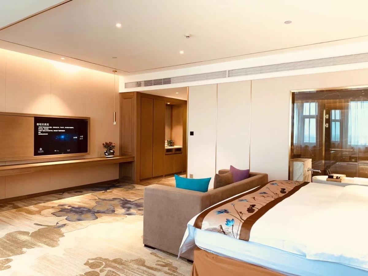 Baoying Jinling Hotel Екстер'єр фото