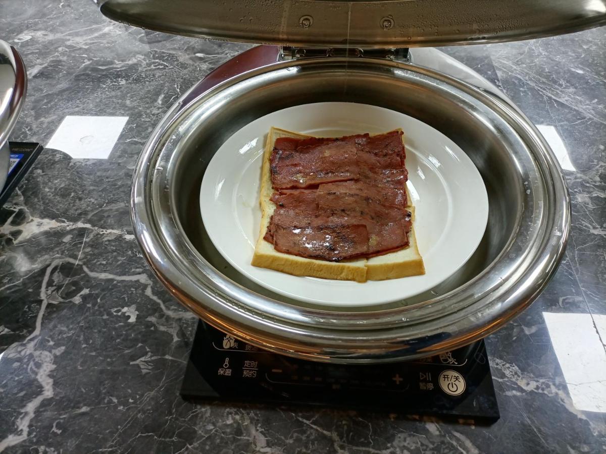 Baoying Jinling Hotel Екстер'єр фото