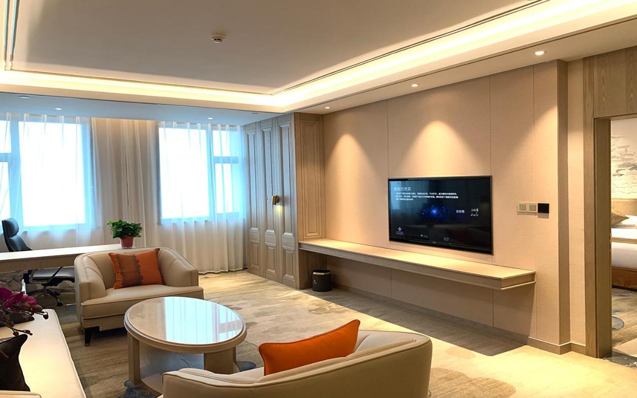 Baoying Jinling Hotel Екстер'єр фото